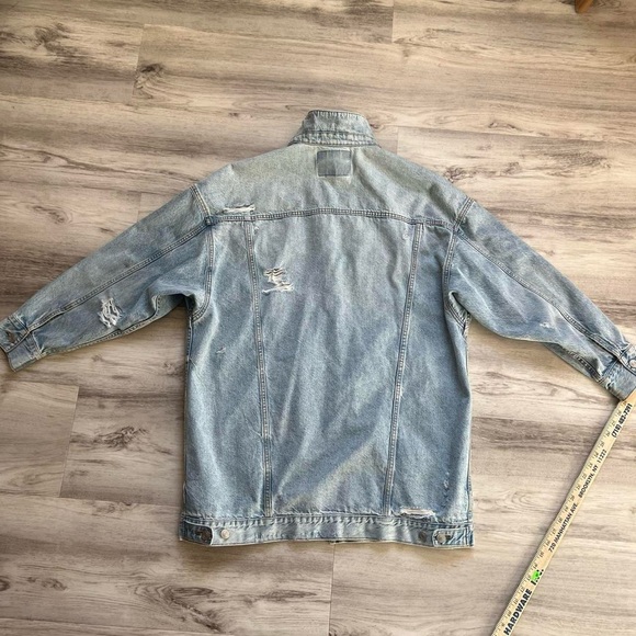 American Eagle Outfitters Vintage Light Blue Denim Jacket - Picture 2 of 6